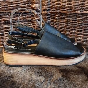 Kelsi Dagger Brooklyn Sandals 9 Black Dumont Open Toe Leather Wooden Platform